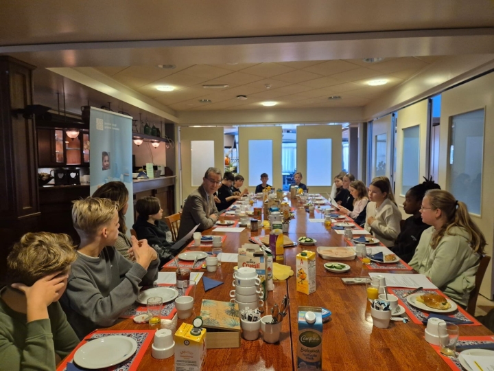 Ontbijtsessie tafel
